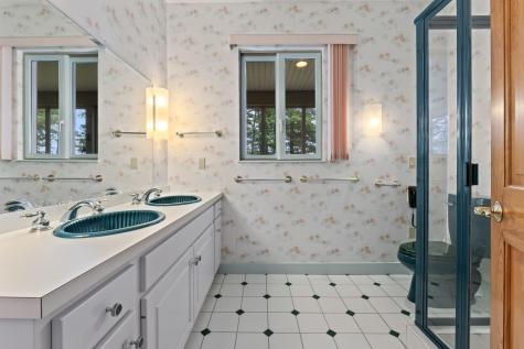 73 Hodsdon Lane Jefferson ME 04348