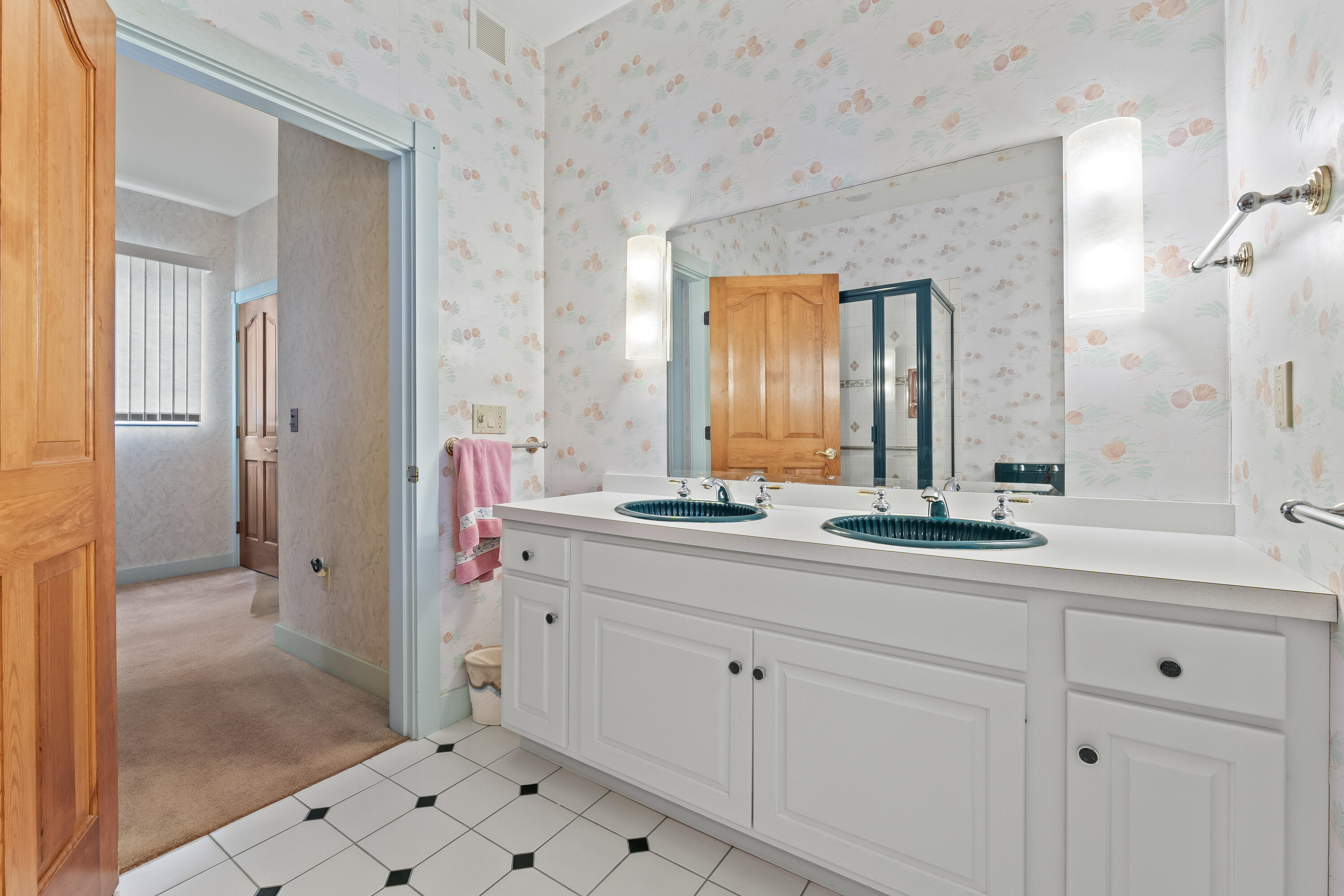 73 Hodsdon Lane Jefferson ME 04348