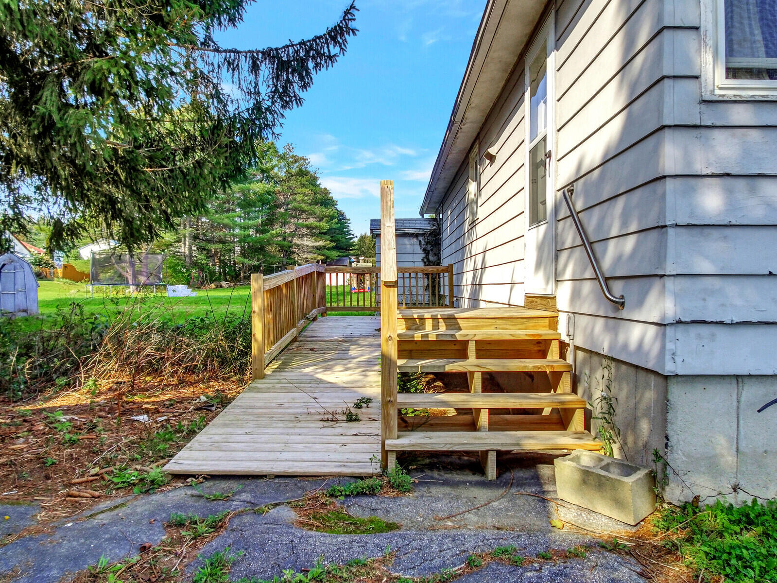 9 Kingman Road Fairfield ME 04937