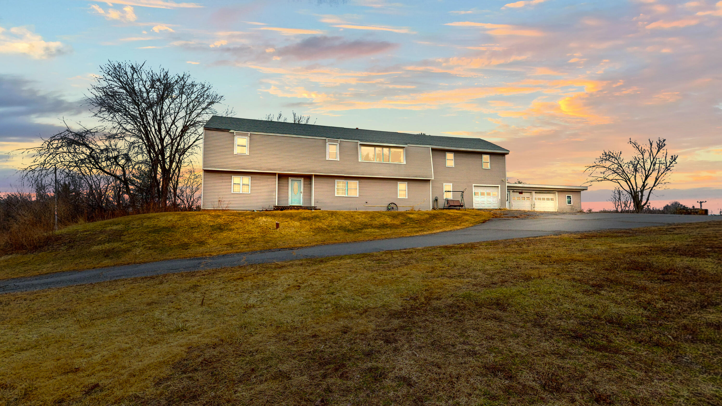 445 W River Road Augusta ME 04330