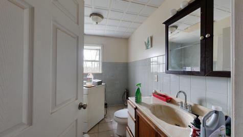 445 W River Road Augusta ME 04330