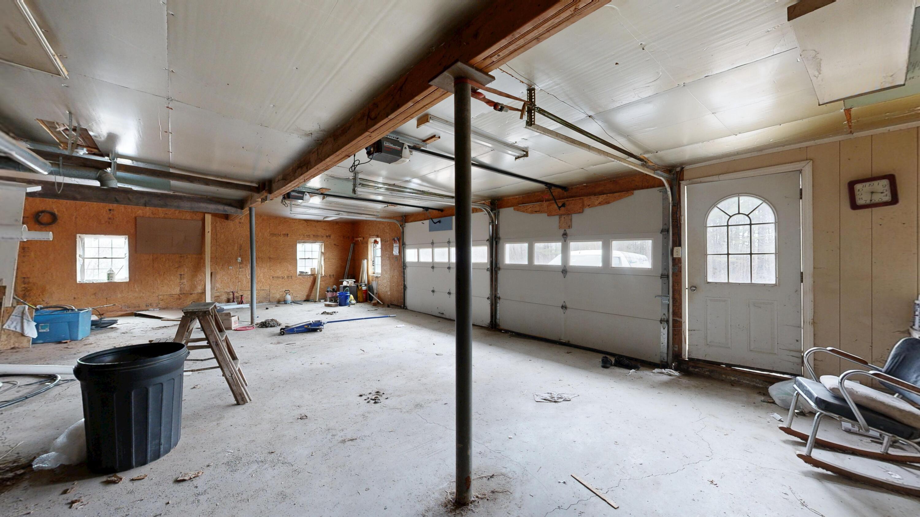 445 W River Road Augusta ME 04330