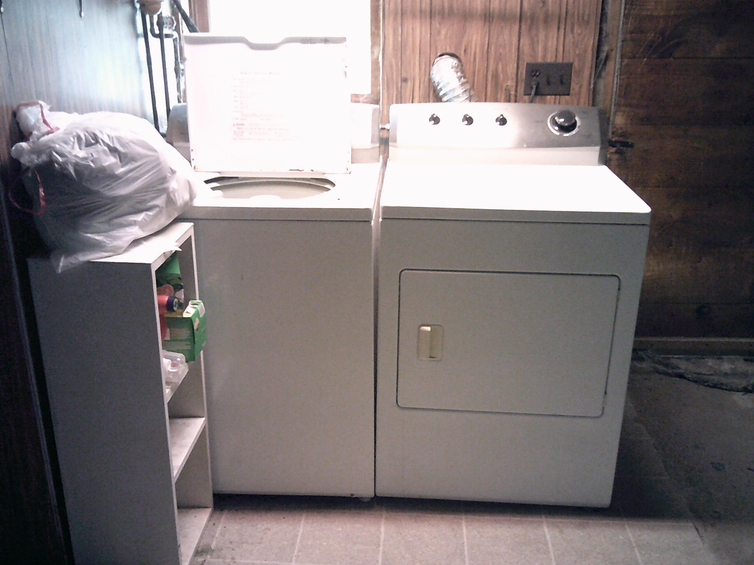 79 Buckfield Road Paris ME 04281