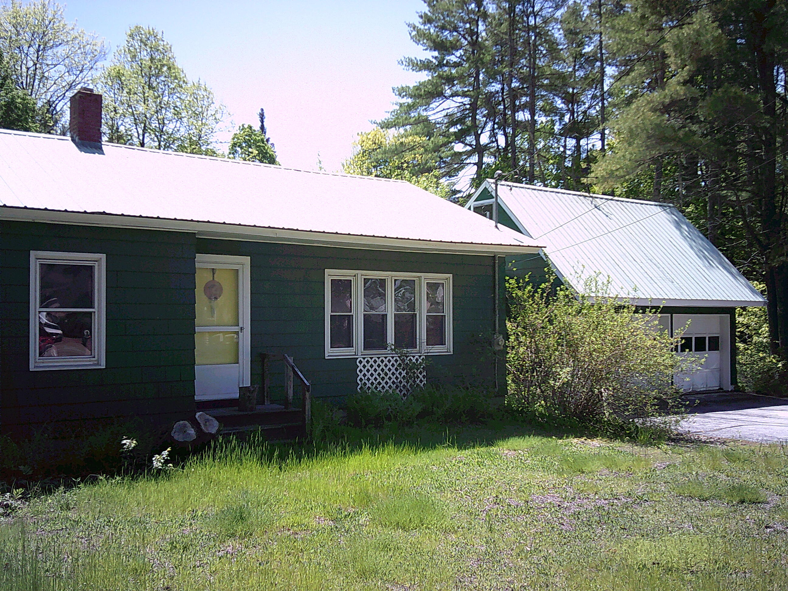 79 Buckfield Road Paris ME 04281