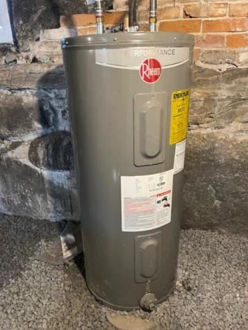 4 Pearl Street Clinton ME 04927