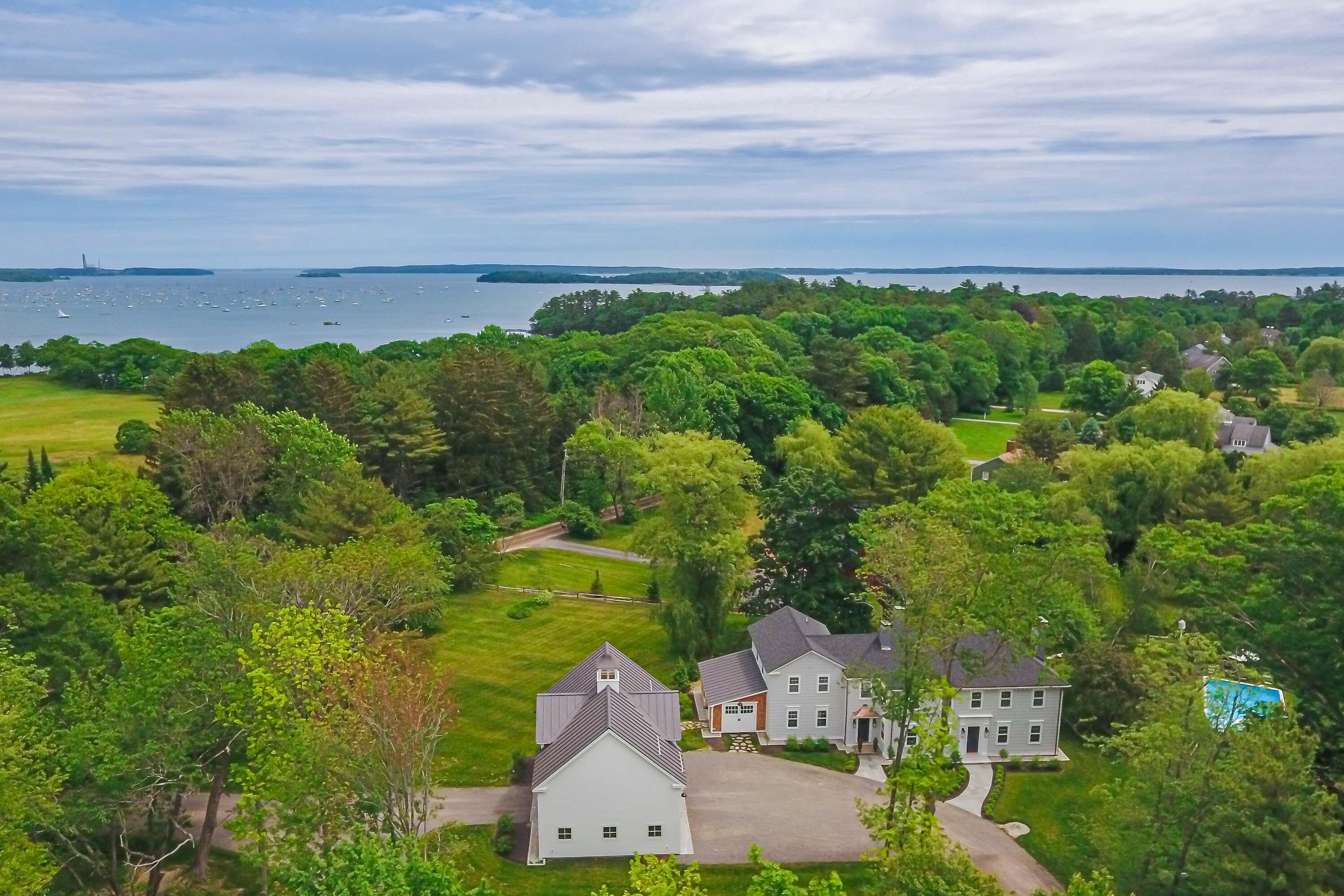 13 Thornhurst Road Falmouth ME 04105