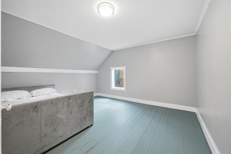 424 Winthrop Street Hallowell ME 04347