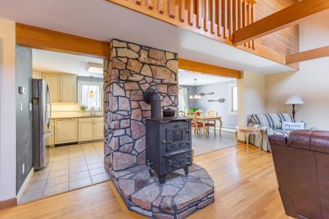 124 Ledgewood Drive Falmouth ME 04105