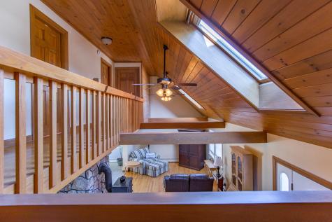 124 Ledgewood Drive Falmouth ME 04105