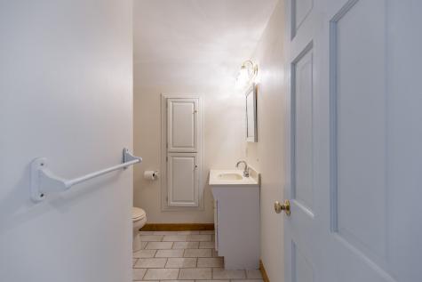 124 Ledgewood Drive Falmouth ME 04105