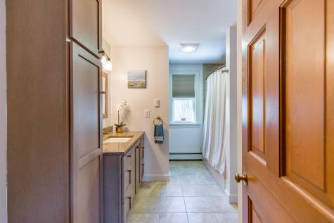 124 Ledgewood Drive Falmouth ME 04105