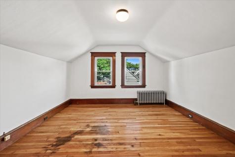 30 Munroe Street Bangor ME 04401