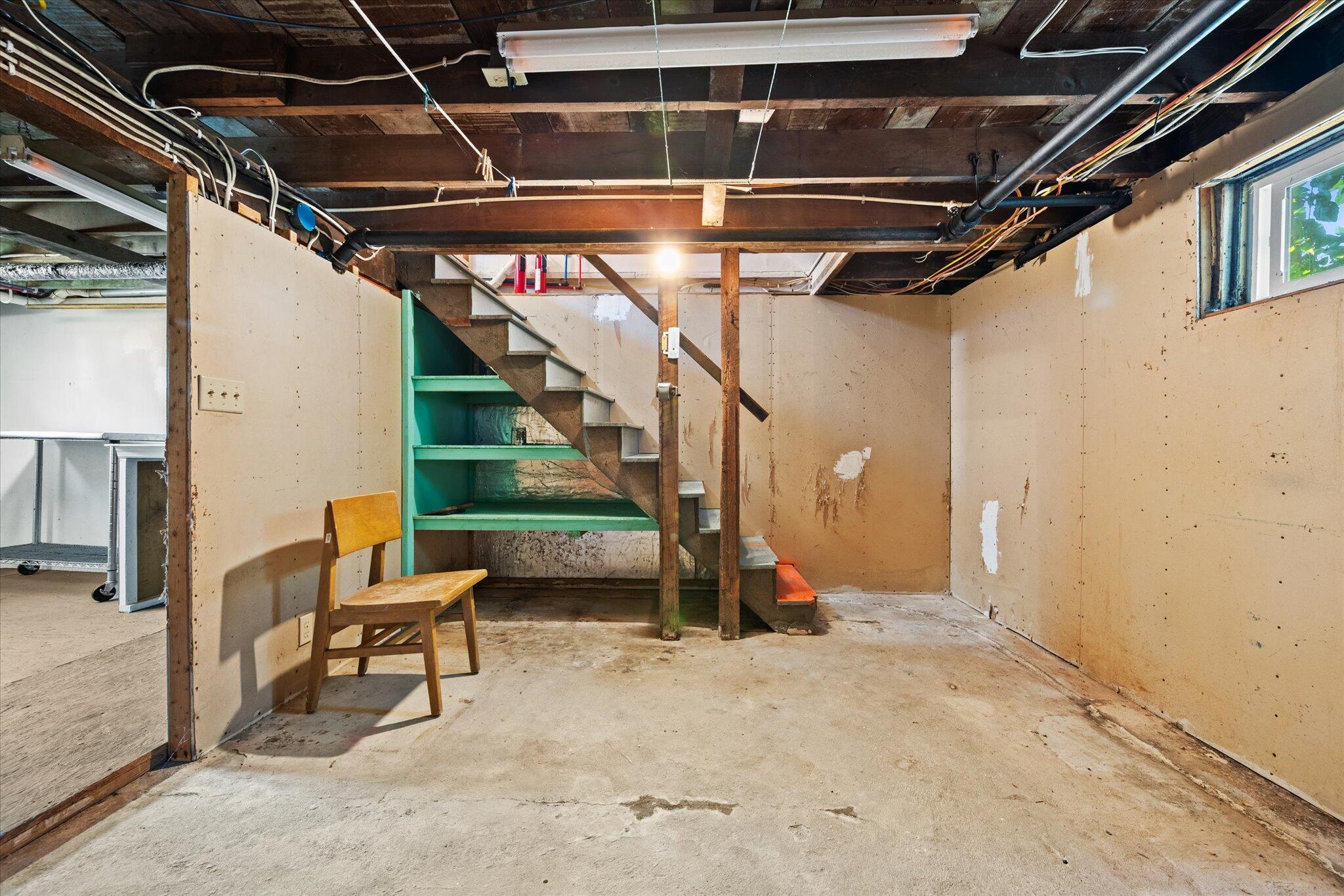 30 Munroe Street Bangor ME 04401