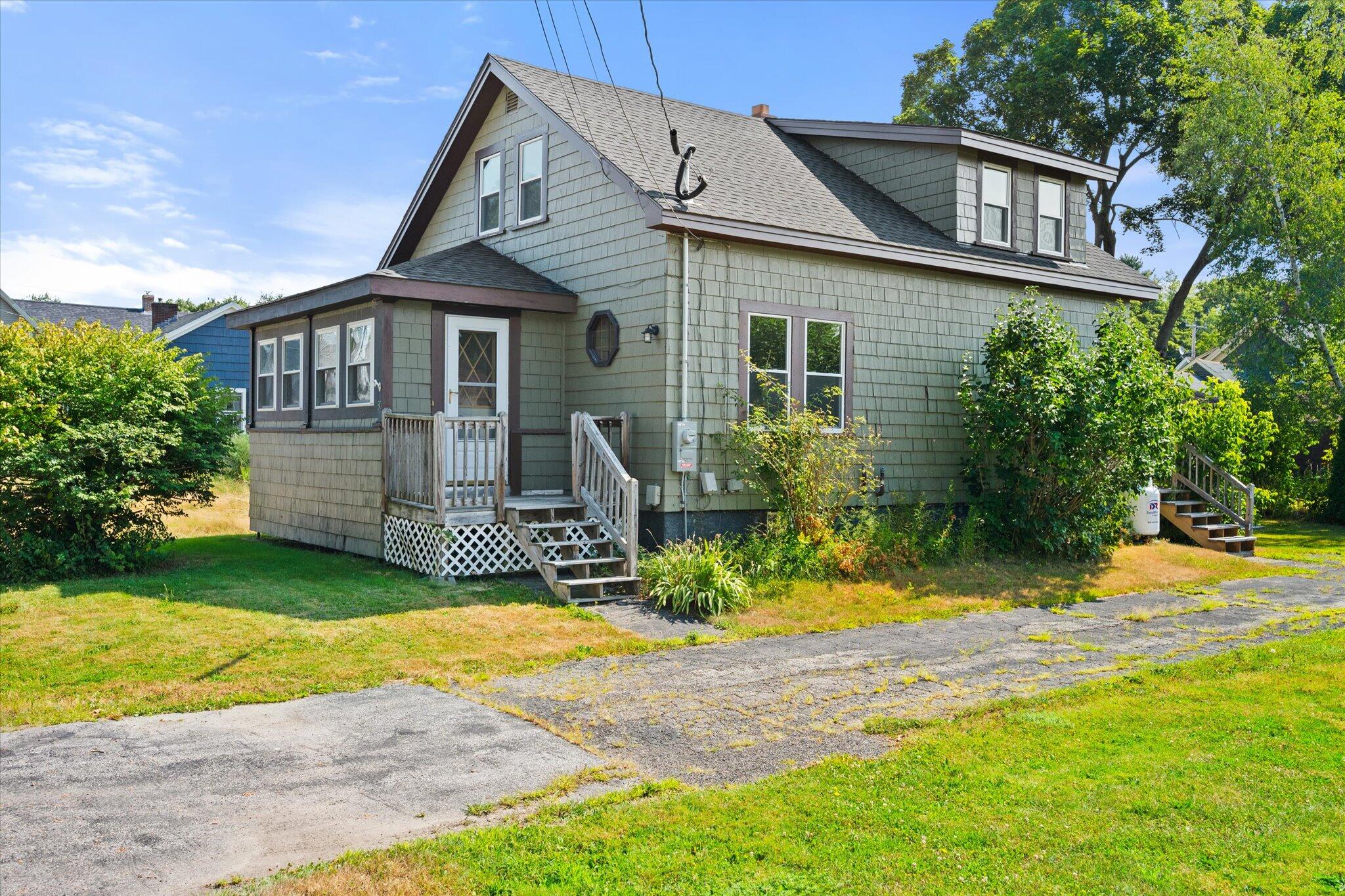 30 Munroe Street Bangor ME 04401