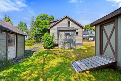 30 Munroe Street Bangor ME 04401