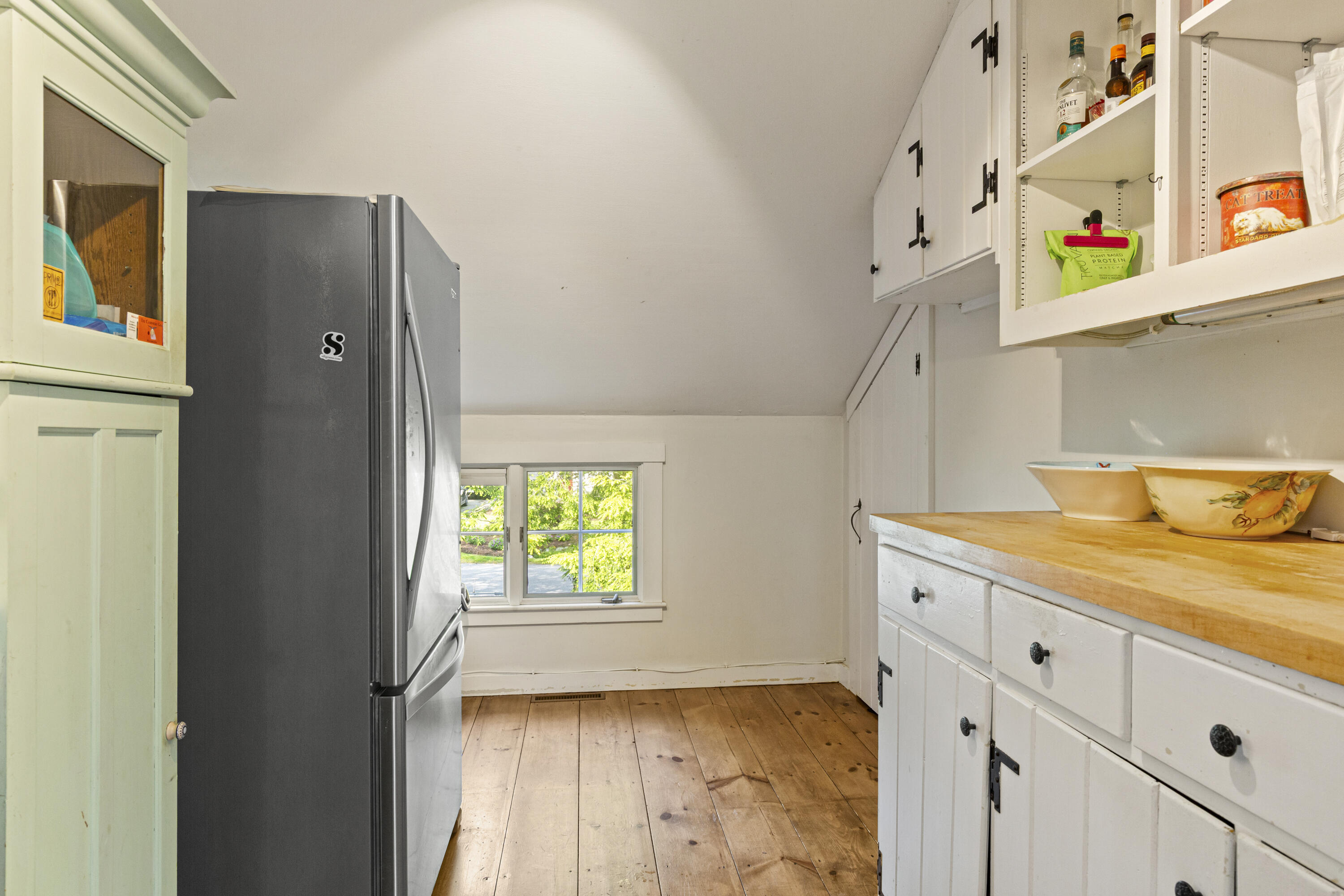 21 Eaton Avenue Camden ME 04843