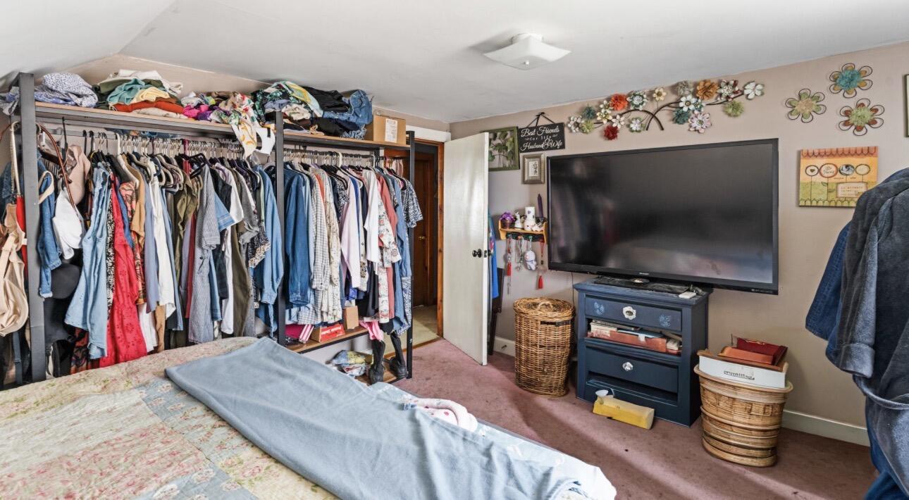 38 Meadow Road Topsham ME 04086