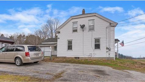 38 Meadow Road Topsham ME 04086