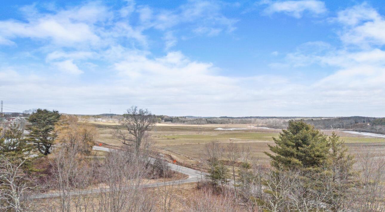 38 Meadow Road Topsham ME 04086