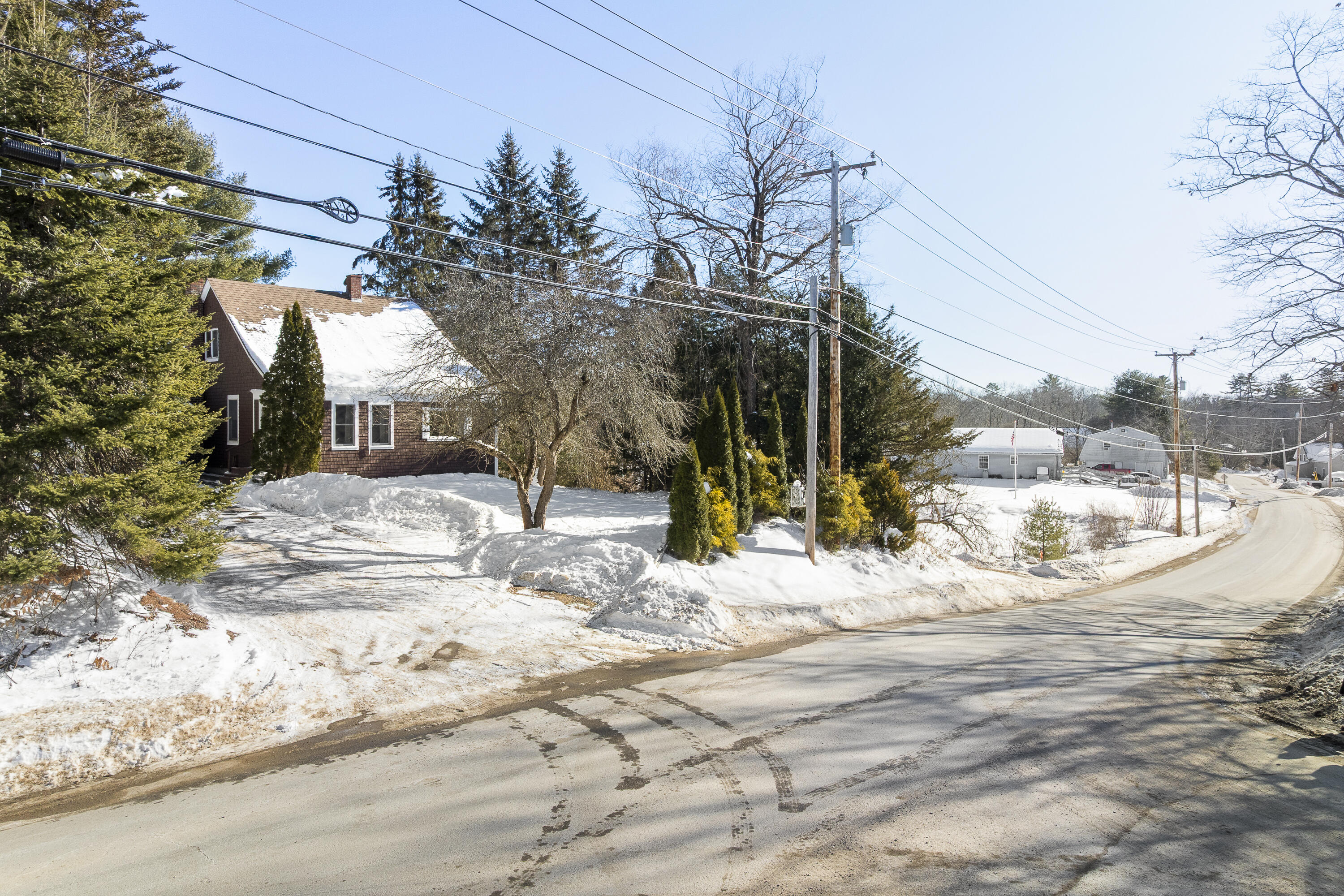 949 Depot Street Waldoboro ME 04572