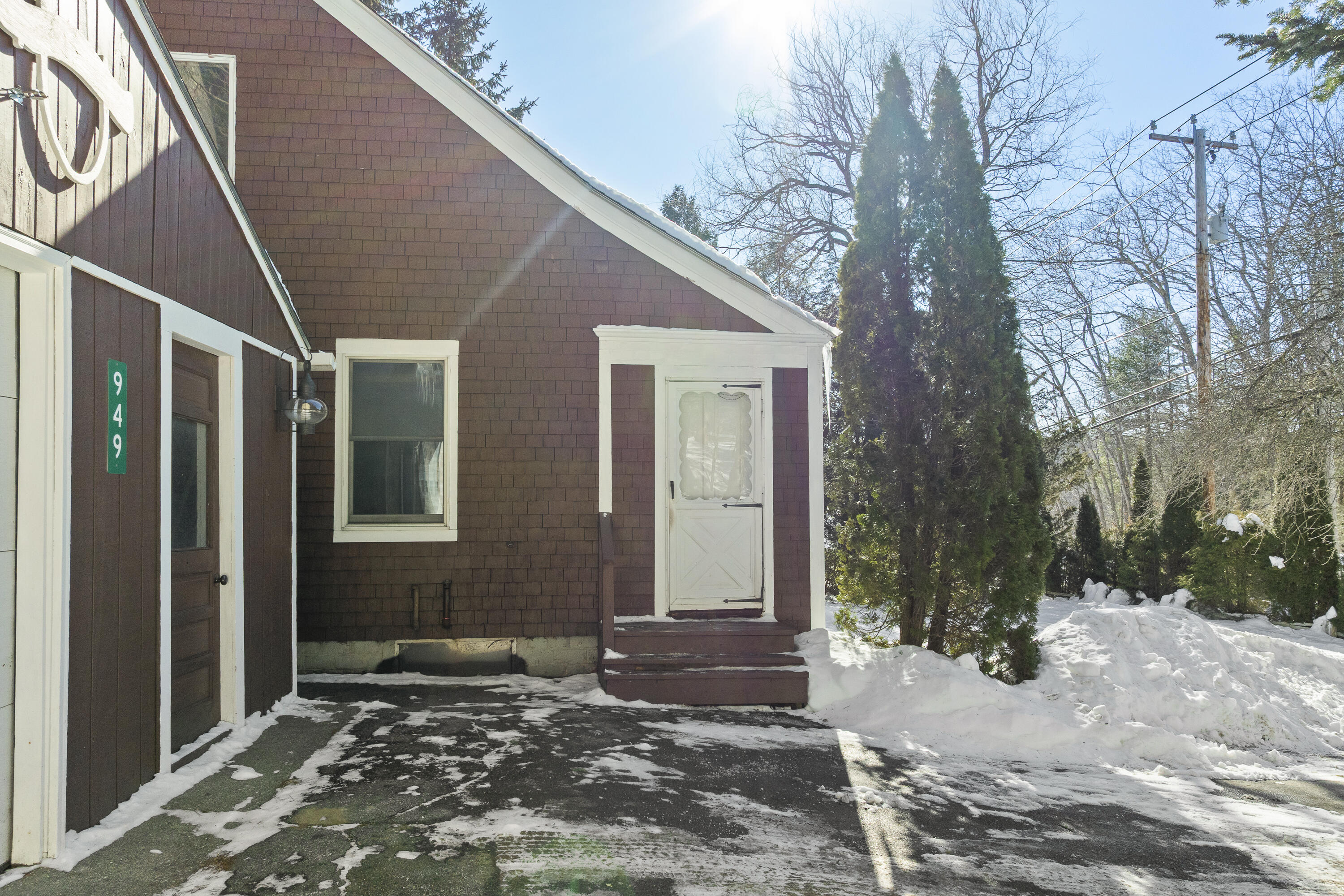 949 Depot Street Waldoboro ME 04572