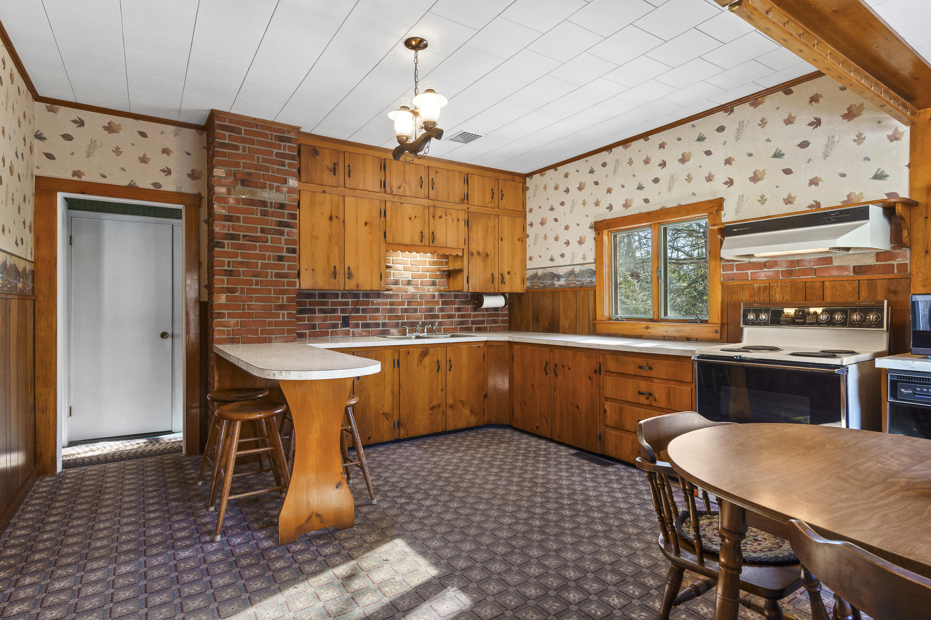 949 Depot Street Waldoboro ME 04572