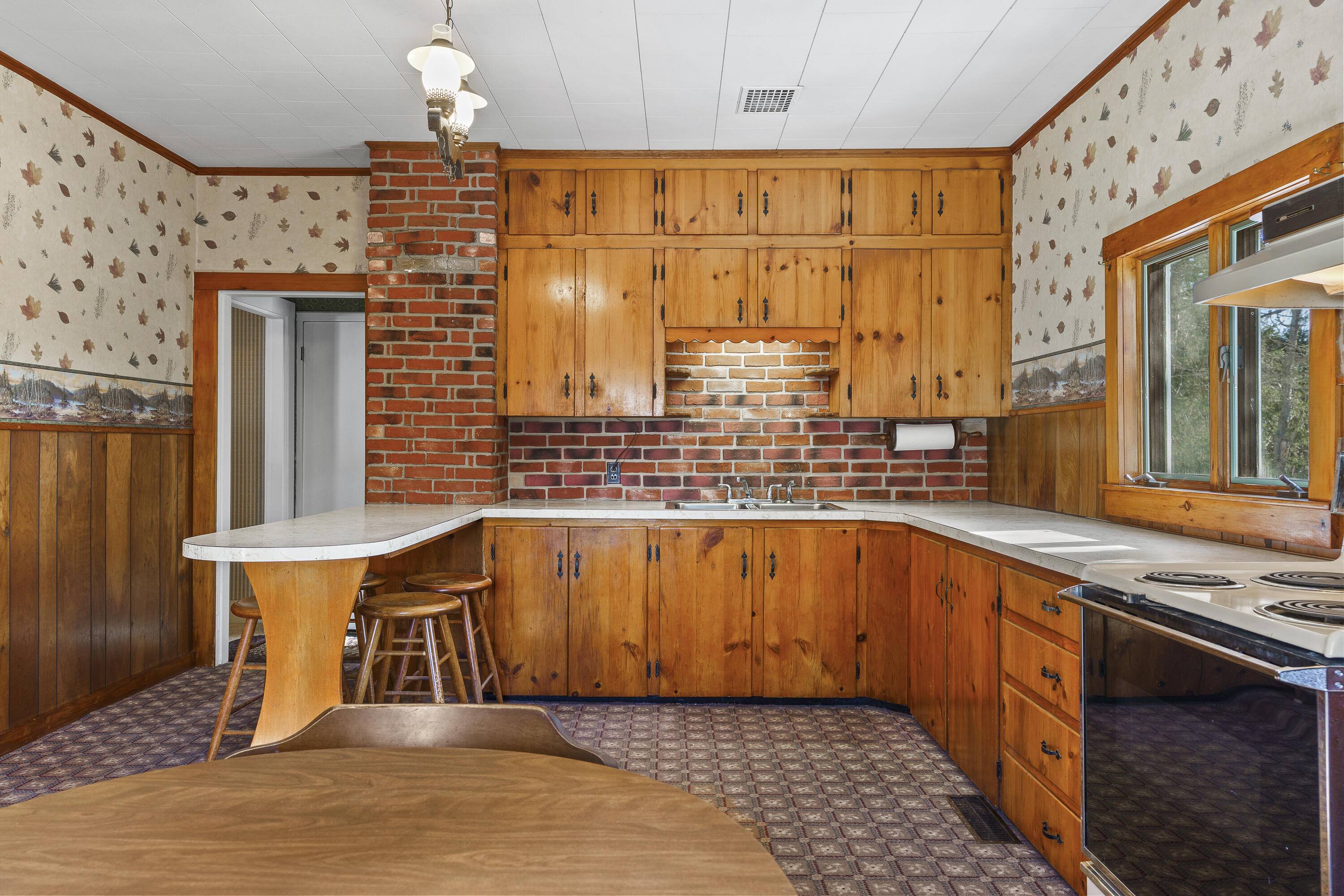 949 Depot Street Waldoboro ME 04572