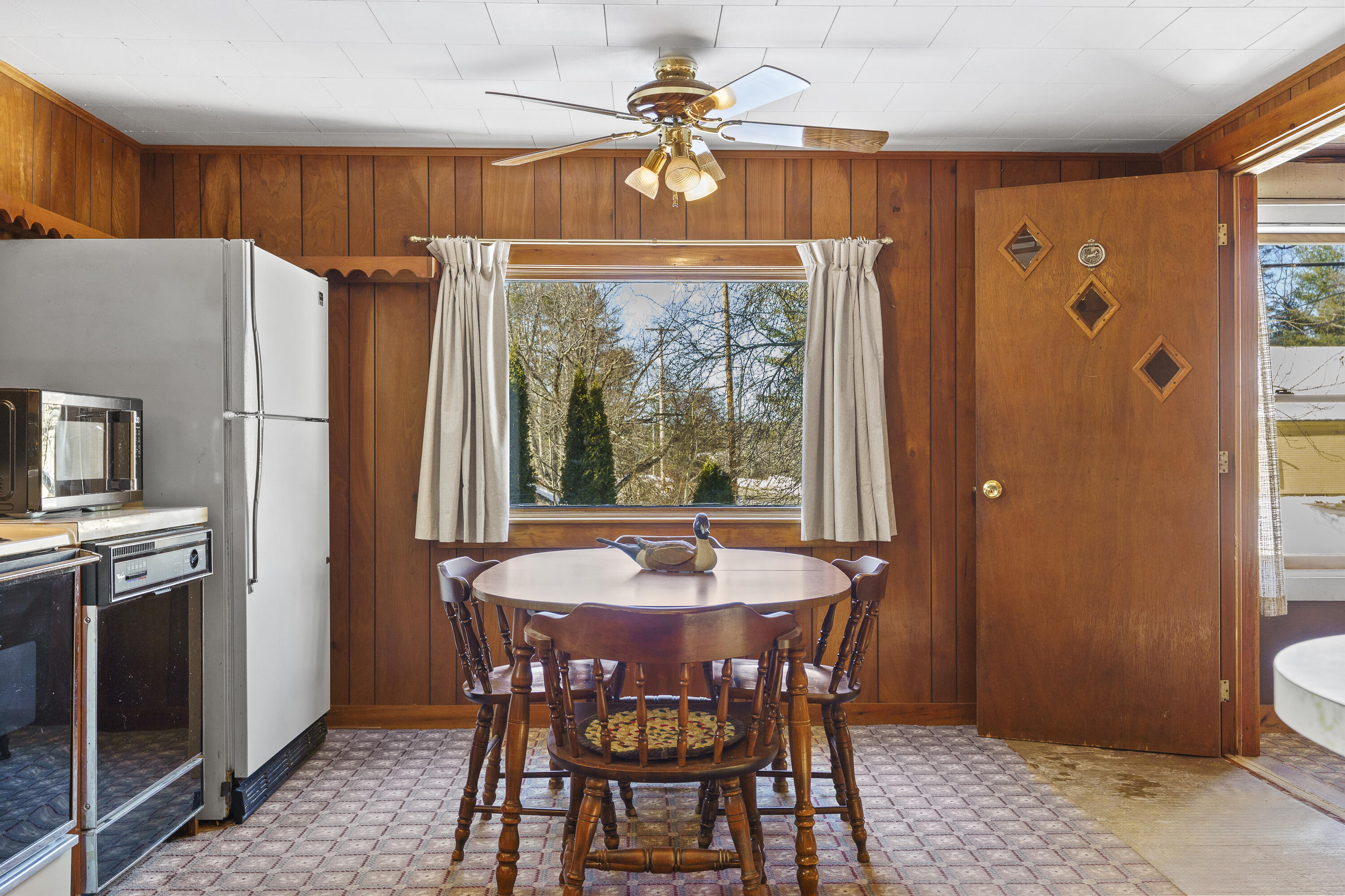 949 Depot Street Waldoboro ME 04572