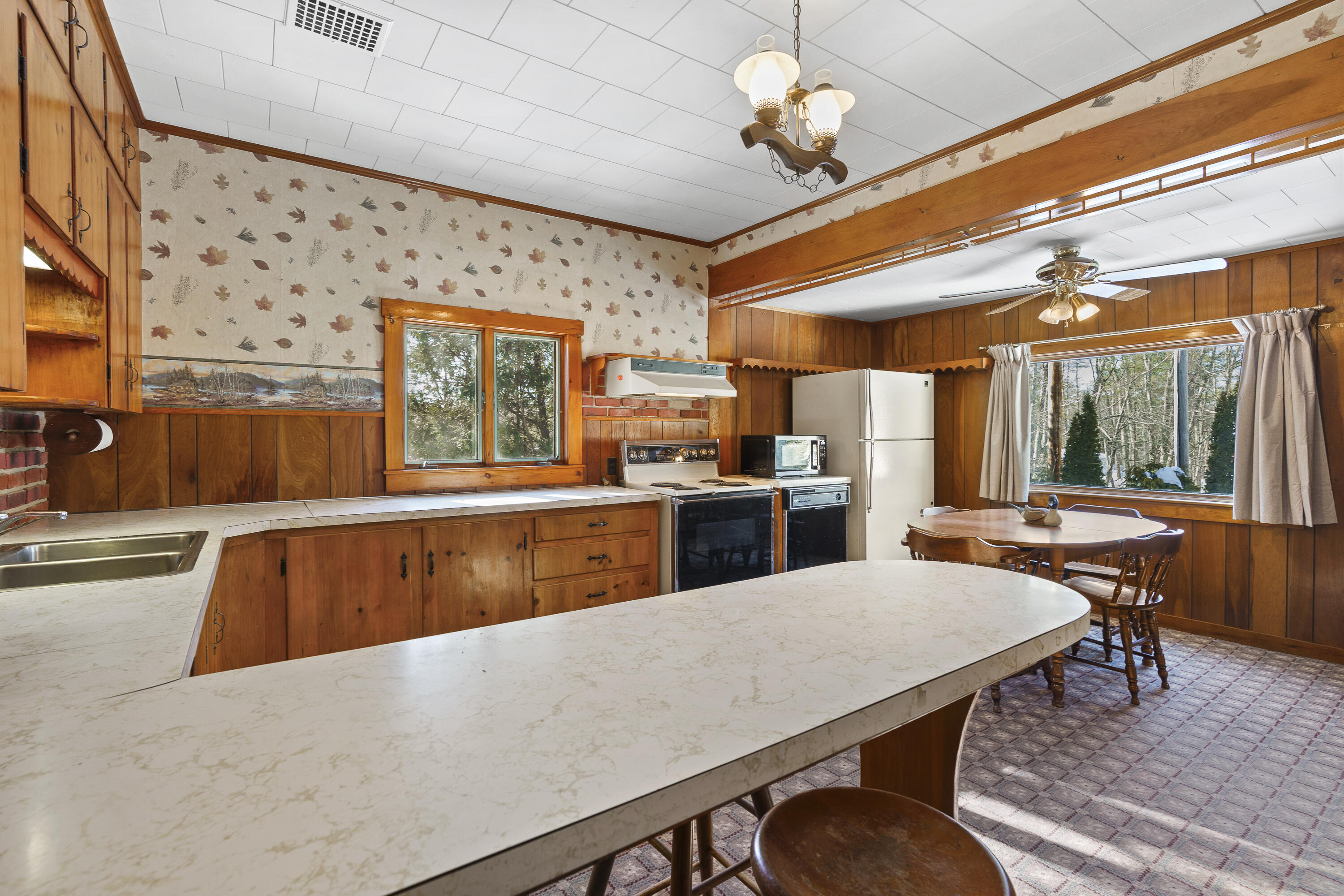 949 Depot Street Waldoboro ME 04572