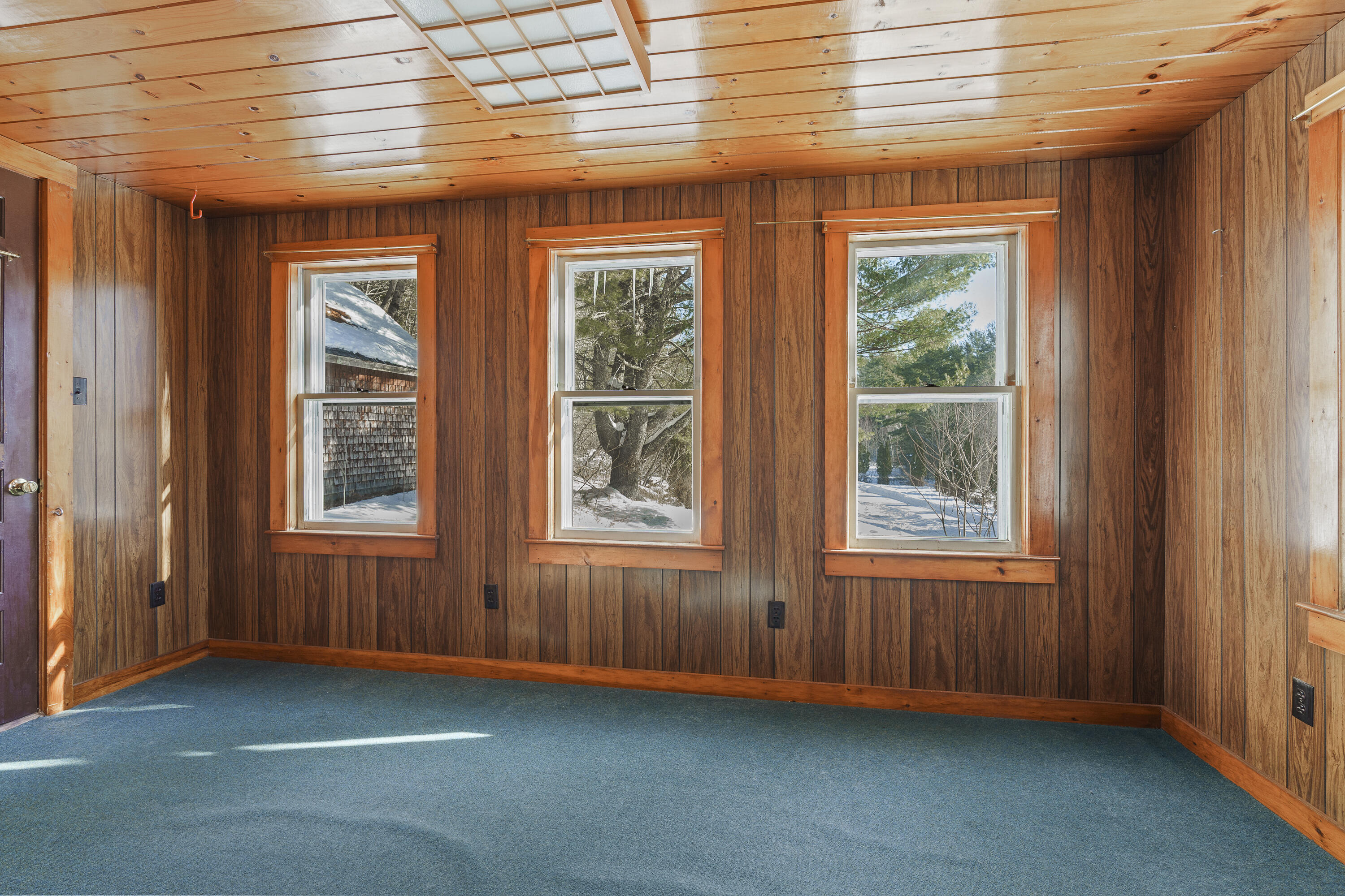 949 Depot Street Waldoboro ME 04572