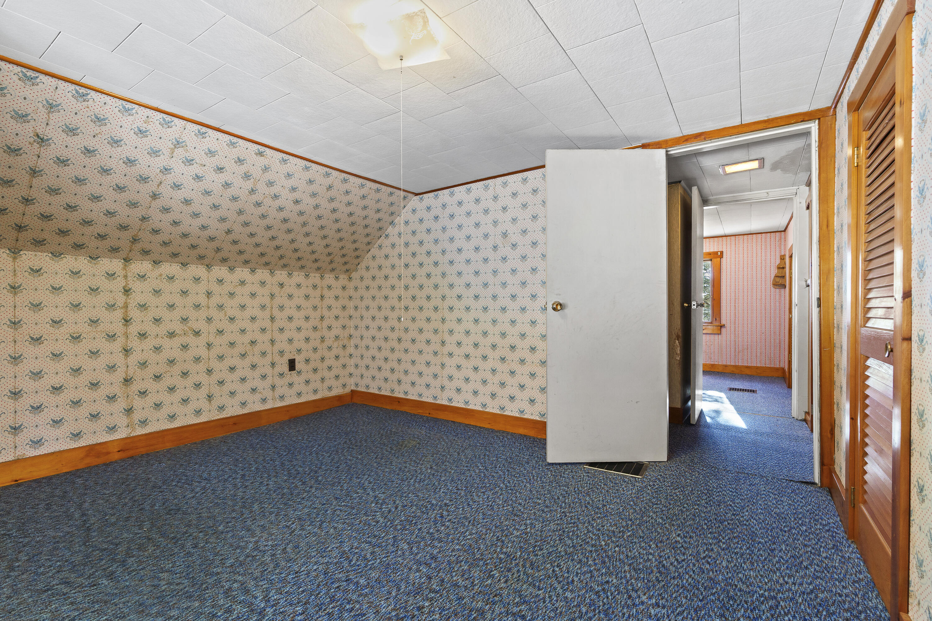 949 Depot Street Waldoboro ME 04572