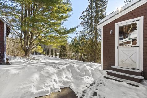 949 Depot Street Waldoboro ME 04572