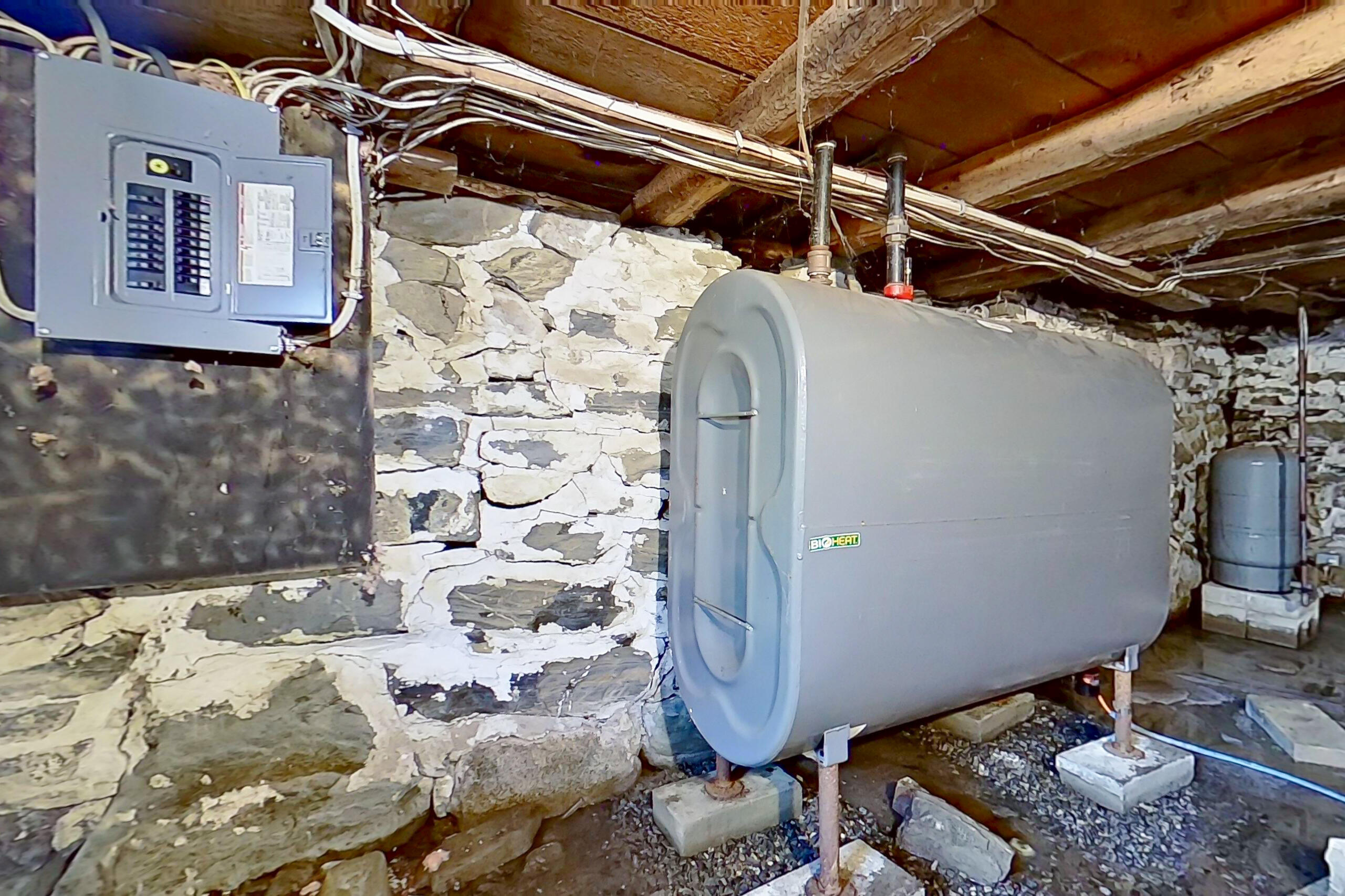 1801 Washington Road Waldoboro ME 04572