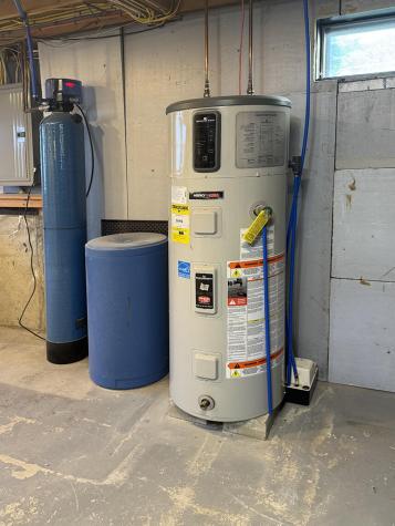 105 Windsor Avenue Augusta ME 04330