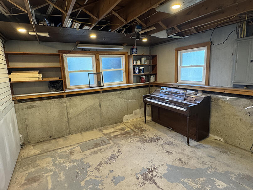 105 Windsor Avenue Augusta ME 04330