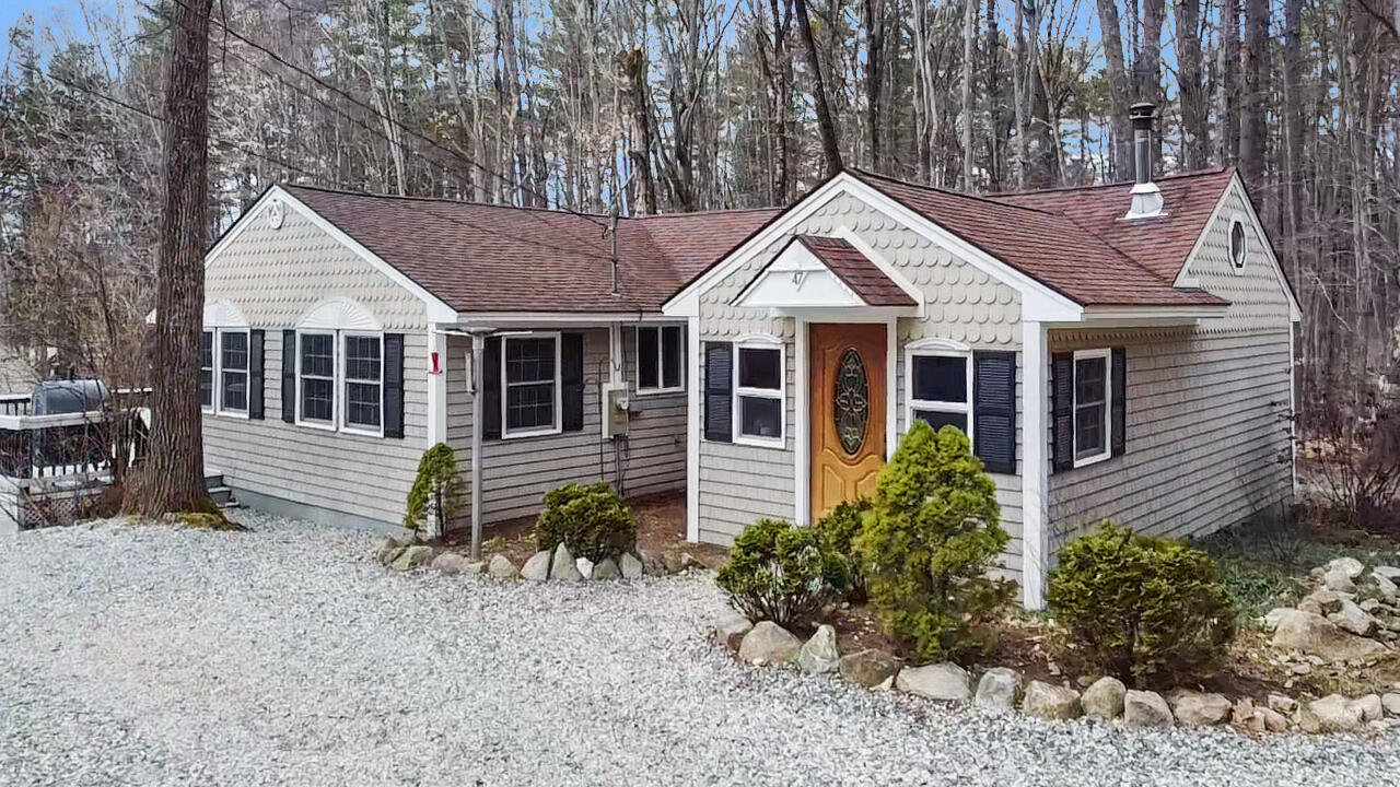 47 Melody Lane Naples ME 04055