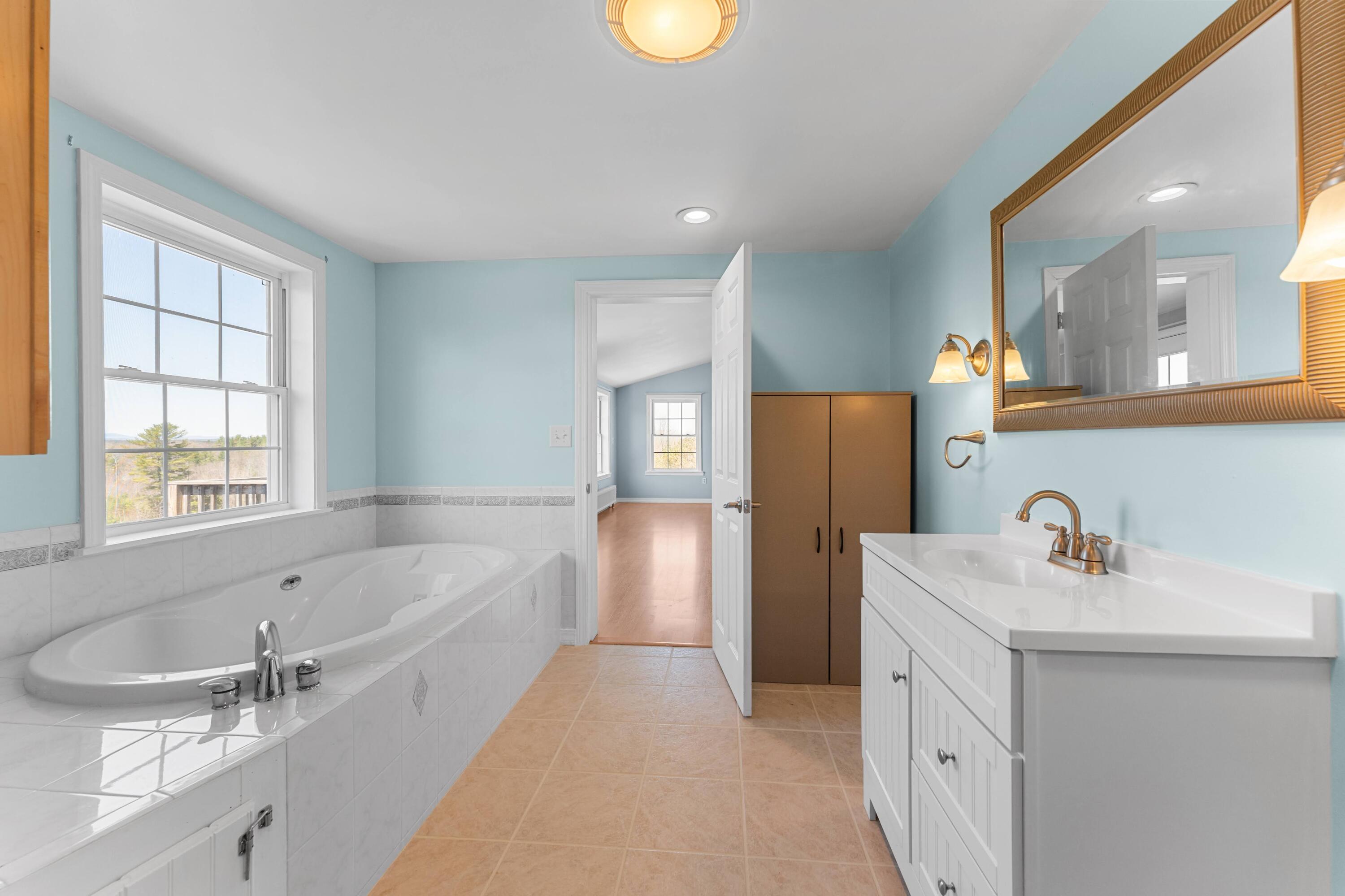 1434 North Road Mount Vernon ME 04352
