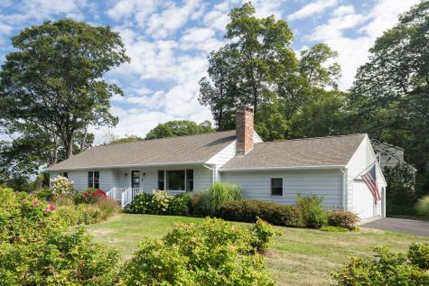 8 Wavecrest Drive York ME 03909