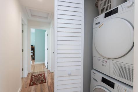 8 Wavecrest Drive York ME 03909