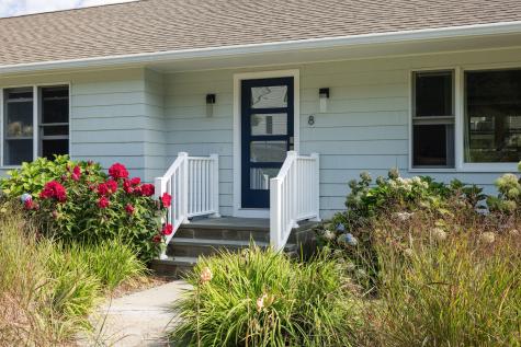 8 Wavecrest Drive York ME 03909