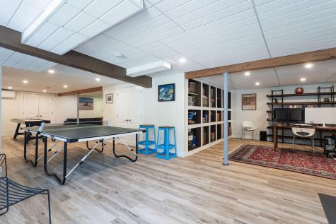 8 Wavecrest Drive York ME 03909