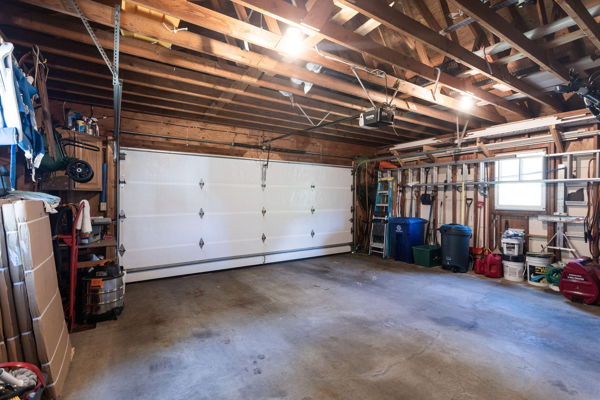 8 Wavecrest Drive York ME 03909