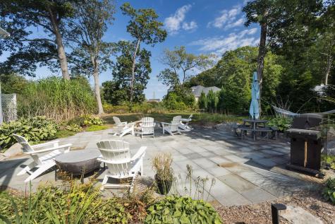 8 Wavecrest Drive York ME 03909