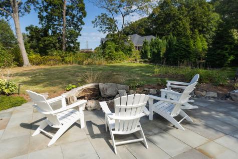 8 Wavecrest Drive York ME 03909