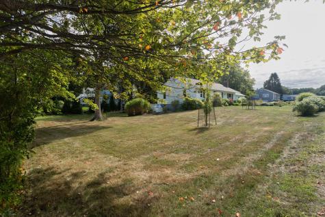 8 Wavecrest Drive York ME 03909