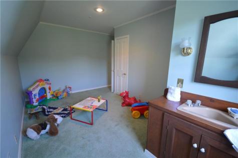 45 Thurlow Road Newburgh ME 04444