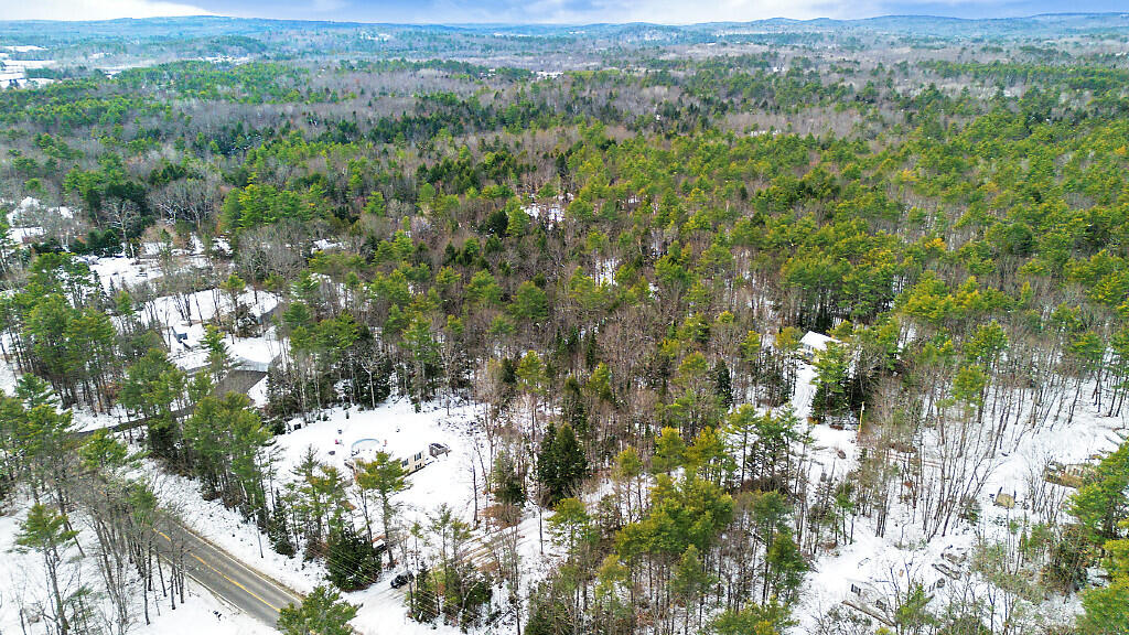 4 Youngs Drive Leeds ME 04263