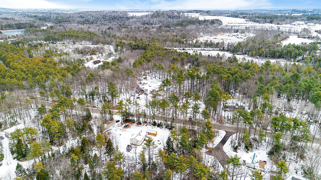 4 Youngs Drive Leeds ME 04263