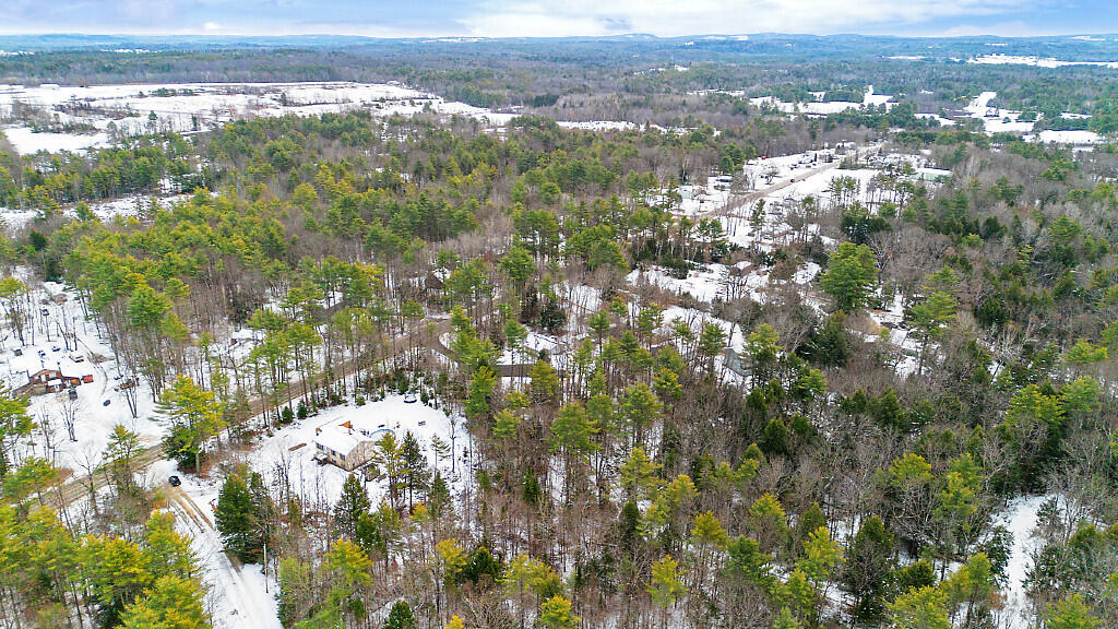 4 Youngs Drive Leeds ME 04263