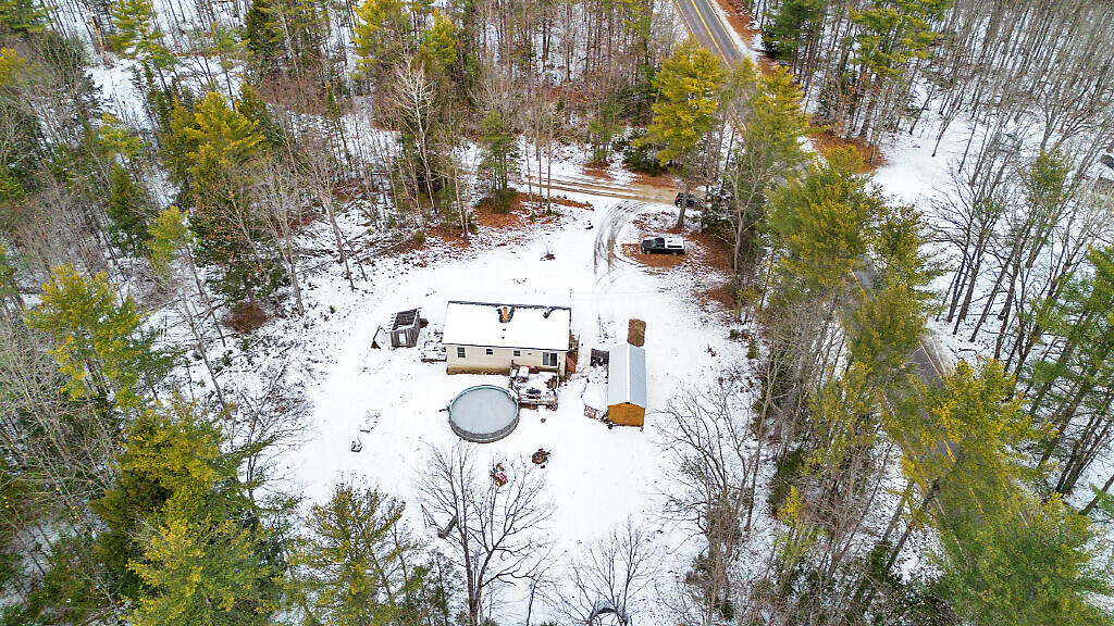 4 Youngs Drive Leeds ME 04263